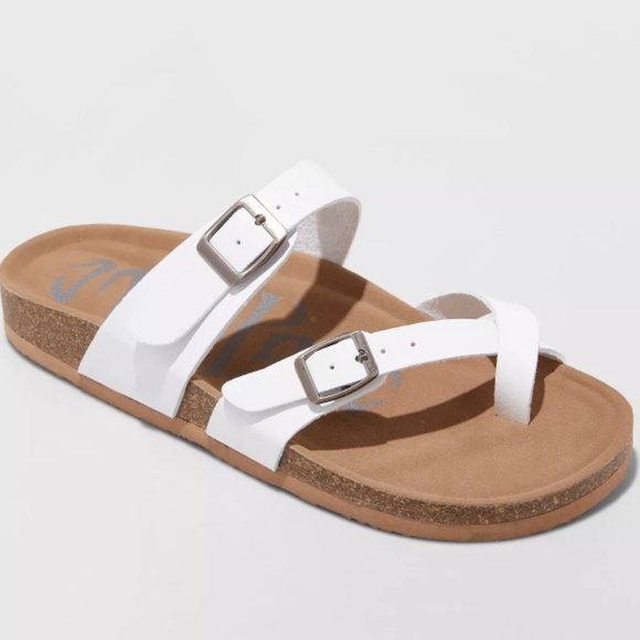 Mad Love Shoes - Women's Mad Love Prudence Footbed Sandal White 8 -